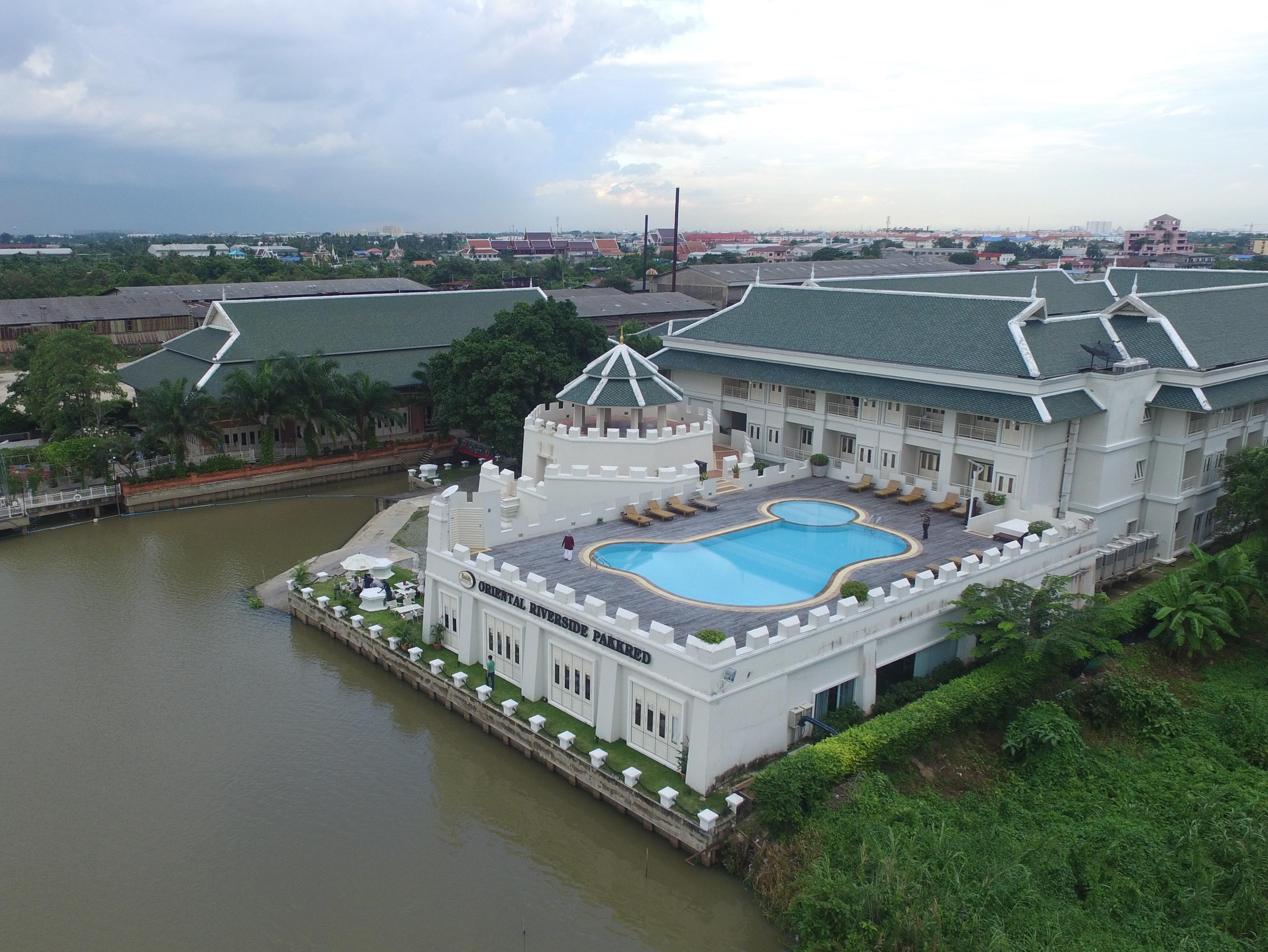 Kalanan Riverside Resort Nonthaburi Exterior foto