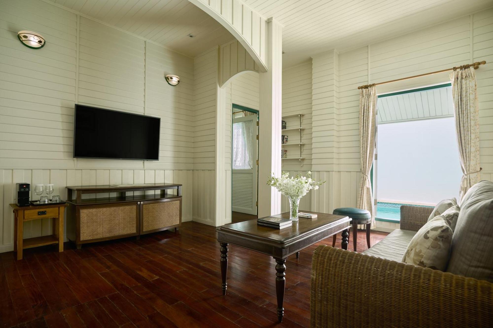 Kalanan Riverside Resort Nonthaburi Exterior foto